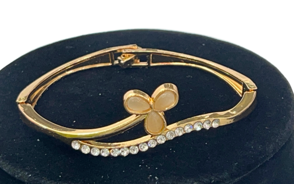 Korean stone Women Bracelet - Image 8